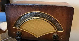 1946 Zenith 8H034 FM ( Indiana)